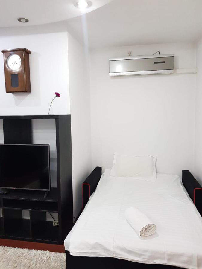 1St Floor National Arena Monza Studio 布加勒斯特 外观 照片
